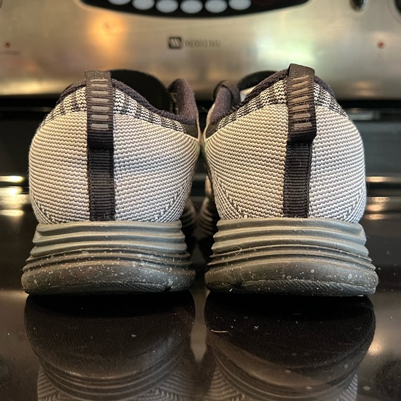 Nike Flyknit Lunar1+, Size 7.5 - Picture 6 of 9